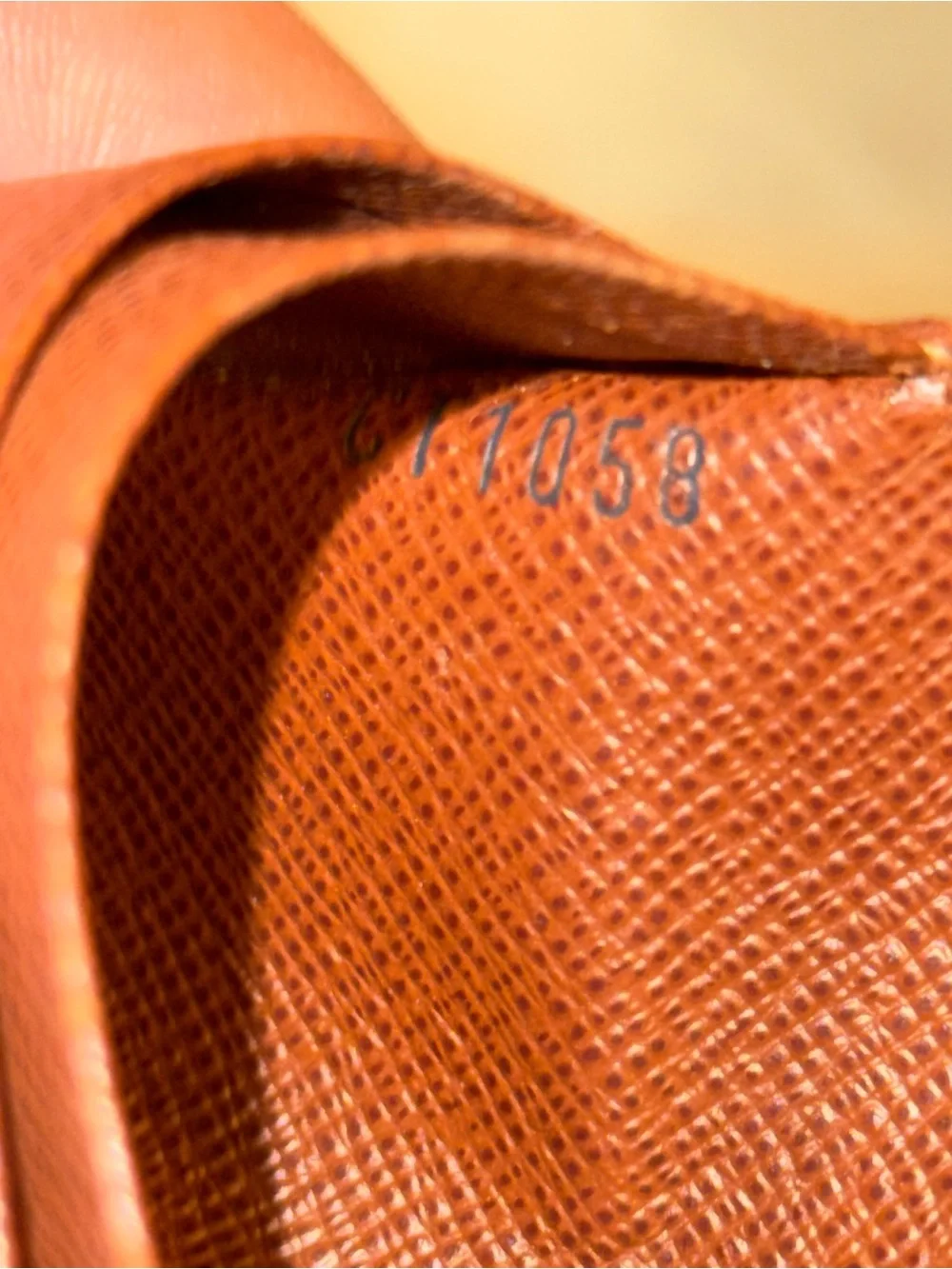 Louis Vuitton Monogram Porte-Monnaie Billets Tresor Wallet CT1058